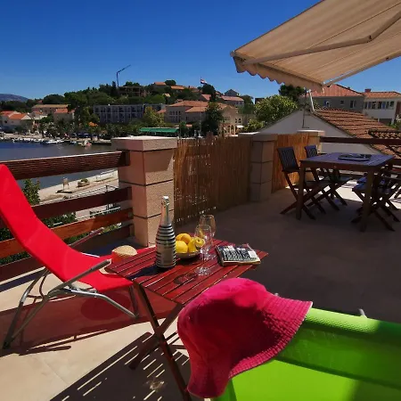 Apartment Lumbardina *