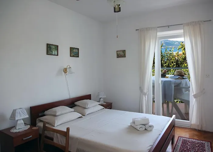 Apartment Lumbardina *